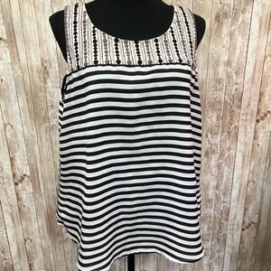 THML Black and White Embellished Sleeveless‎ Tank Top
